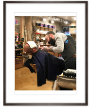 Charger l'image dans la galerie, Londres Barbier en action